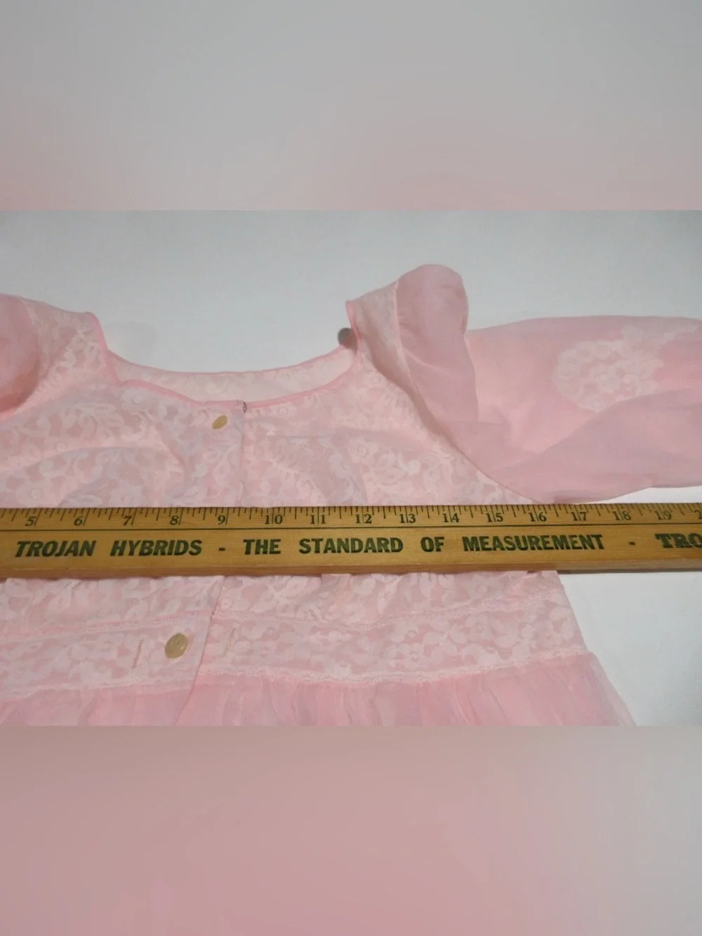 Vintage Miss Elaine Pink Peignoir Dressing Gown Sheer Lace Puff Sleeves Small